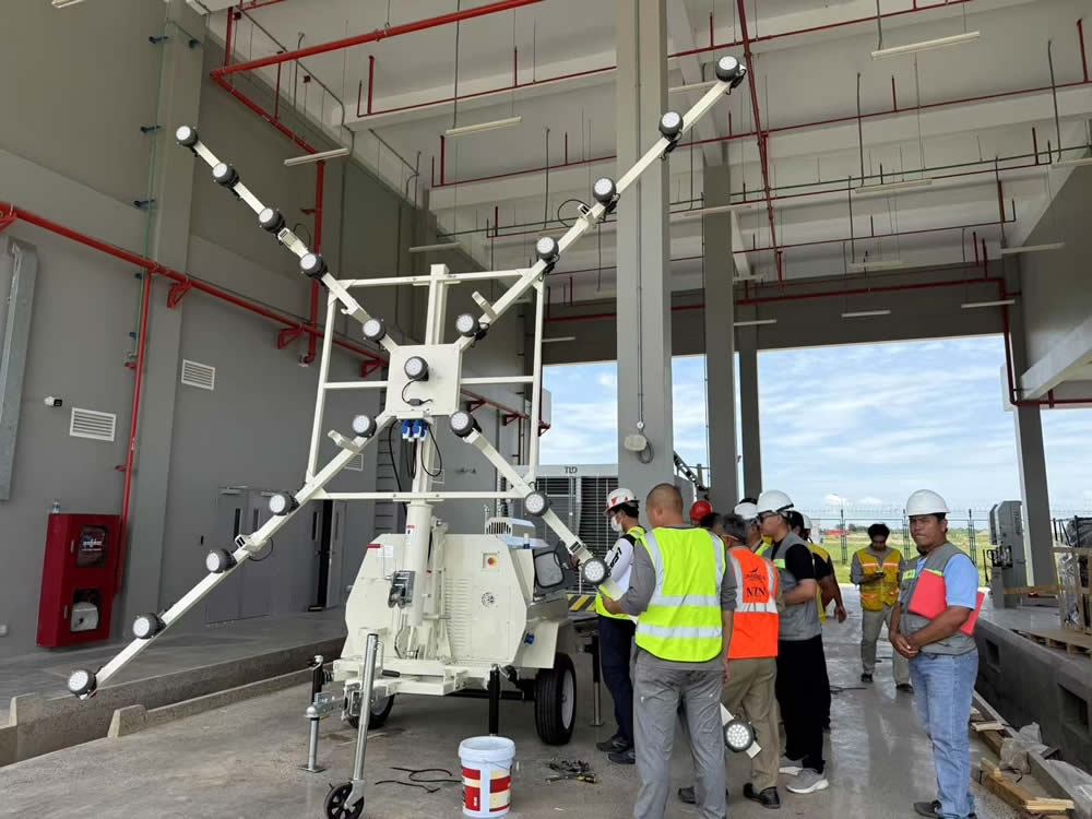 拖車式移動照明車 機場跑道關(guān)閉預(yù)警標志燈塔4TN4000B